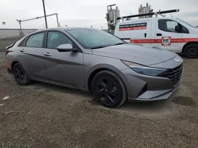2021 HYUNDAI ELANTRA SEL  