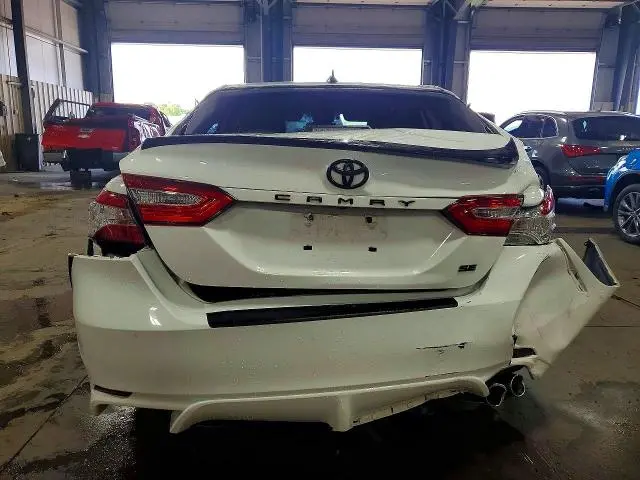 2020 TOYOTA CAMRY SE NIGHTSHADE  