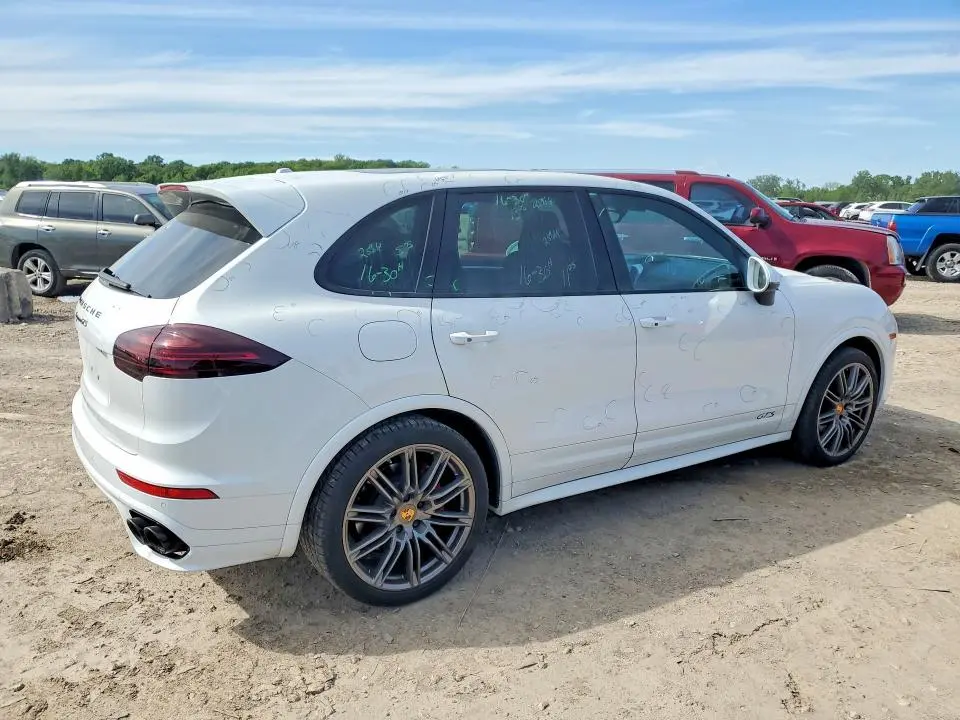 2017 PORSCHE CAYENNE GTS  
