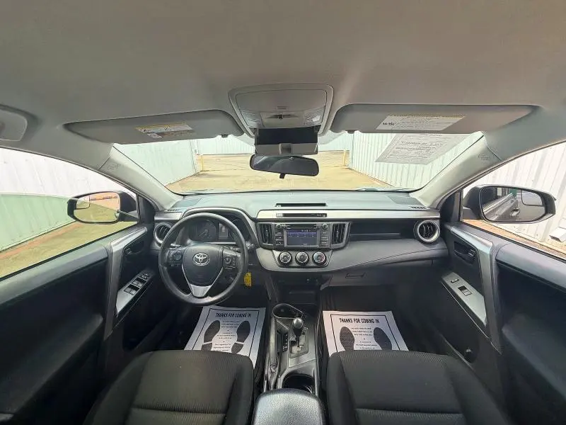 2017 TOYOTA RAV4 LE  