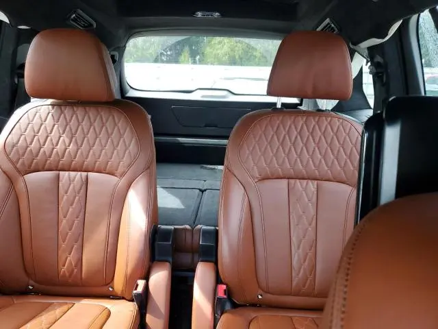 2020 BMW X7 M50I  