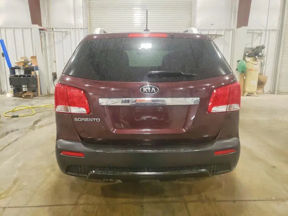 2012 KIA SORENTO LX  
