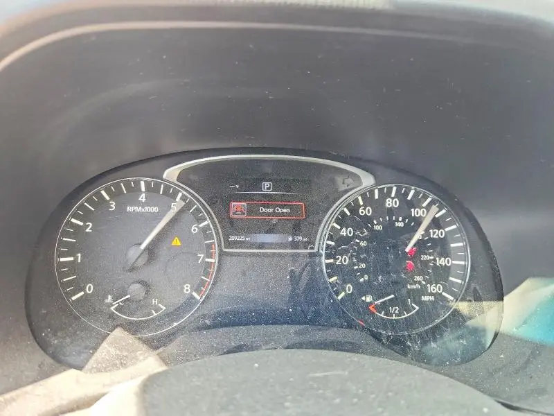 2016 NISSAN PATHFINDER SV  