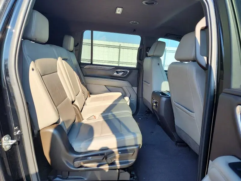 2021 CHEVROLET SUBURBAN K1500 LT  