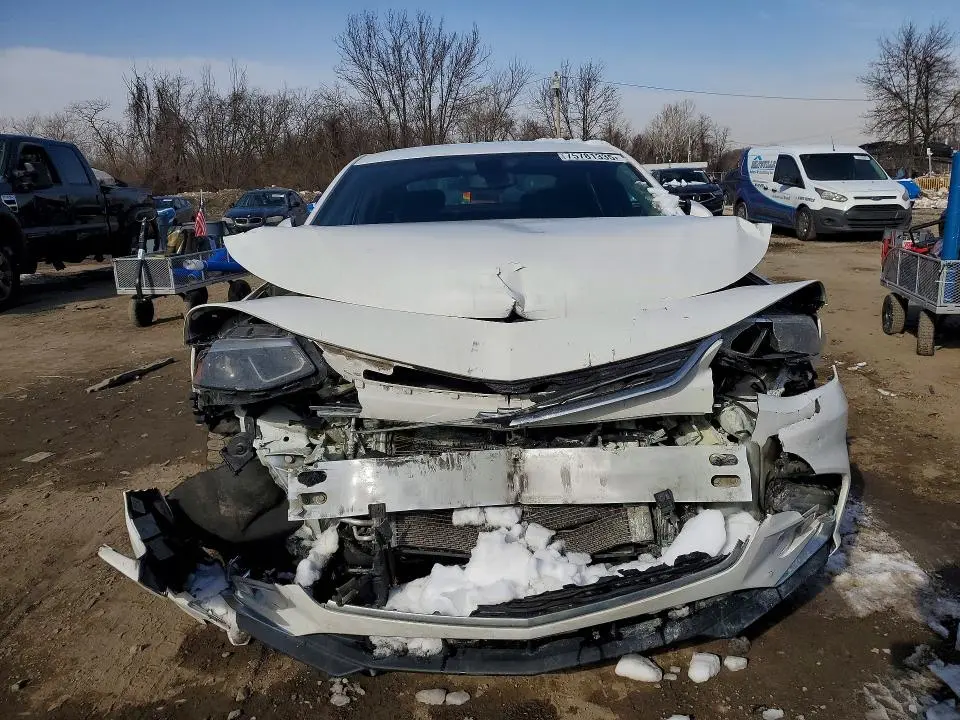 2017 CHEVROLET MALIBU LT  