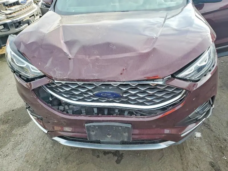 2022 FORD EDGE TITANIUM  