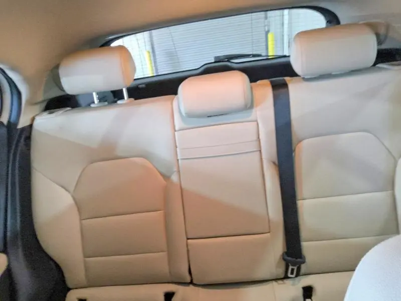 2016 MERCEDES-BENZ GLA 250  