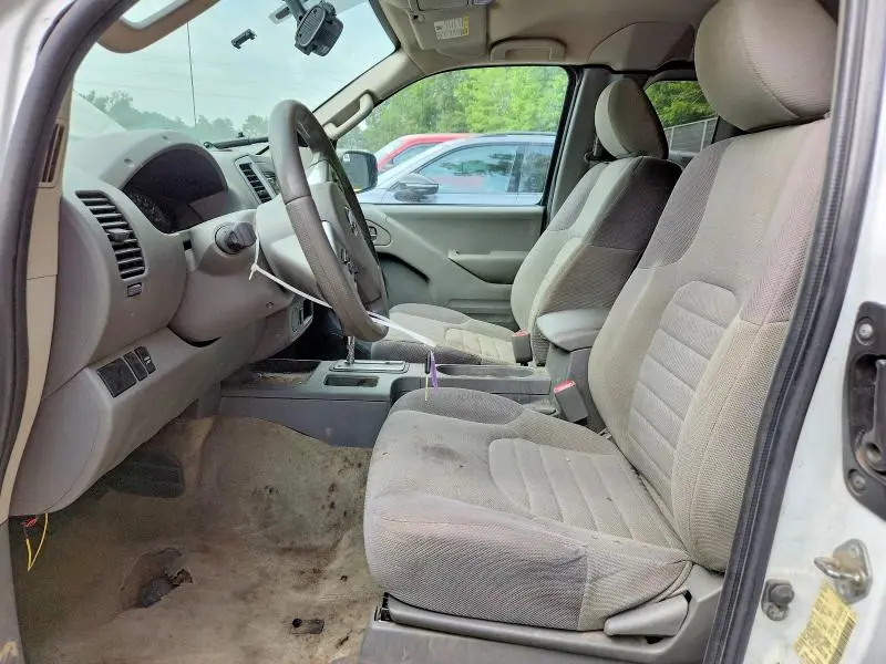 2017 NISSAN FRONTIER S  