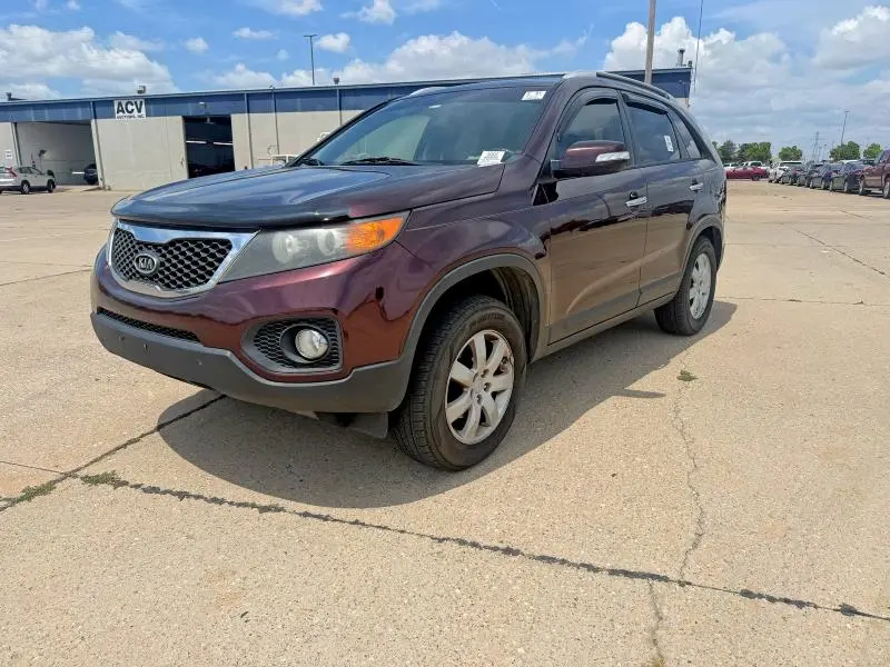 2013 KIA SORENTO LX  