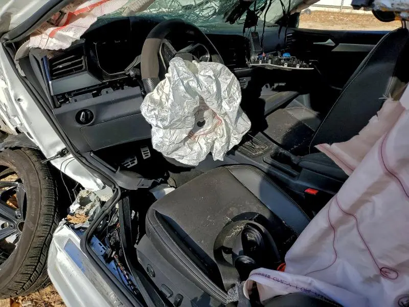 2023 VOLKSWAGEN JETTA SE  