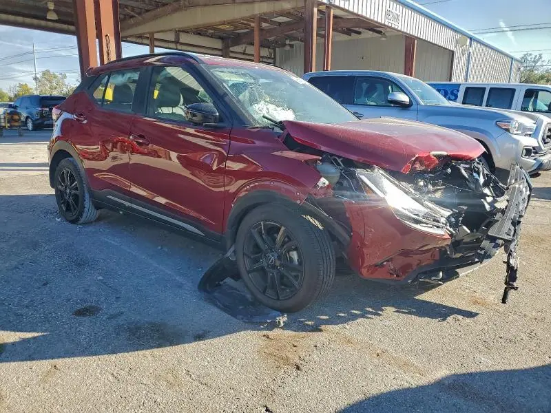 2024 NISSAN KICKS SR  