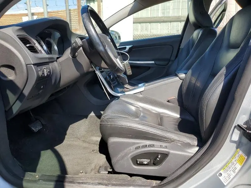 2013 VOLVO S60 T5  