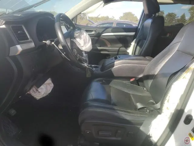 2016 TOYOTA HIGHLANDER XLE  