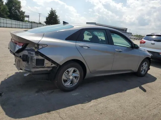 2024 HYUNDAI ELANTRA SE  