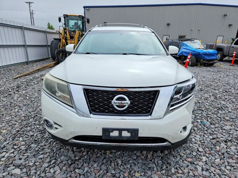 2015 NISSAN PATHFINDER SL  