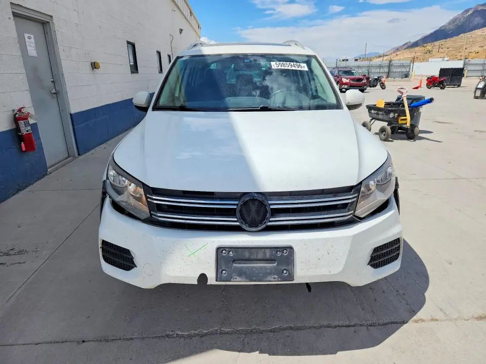 2017 VOLKSWAGEN TIGUAN WOLFSBURG  