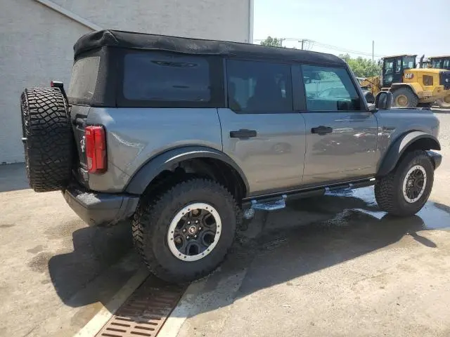 2023 FORD BRONCO BASE  