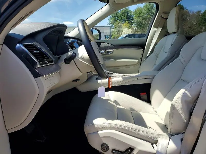2023 VOLVO XC90 PLUS  