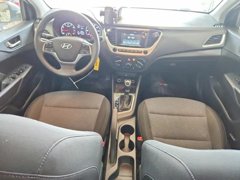 2021 HYUNDAI ACCENT SE  