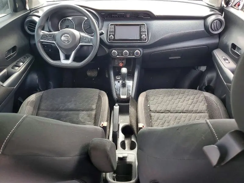 2021 NISSAN KICKS S  