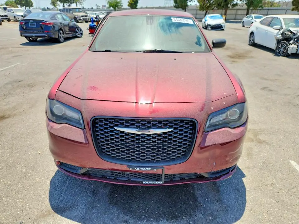 2018 CHRYSLER 300 TOURING  