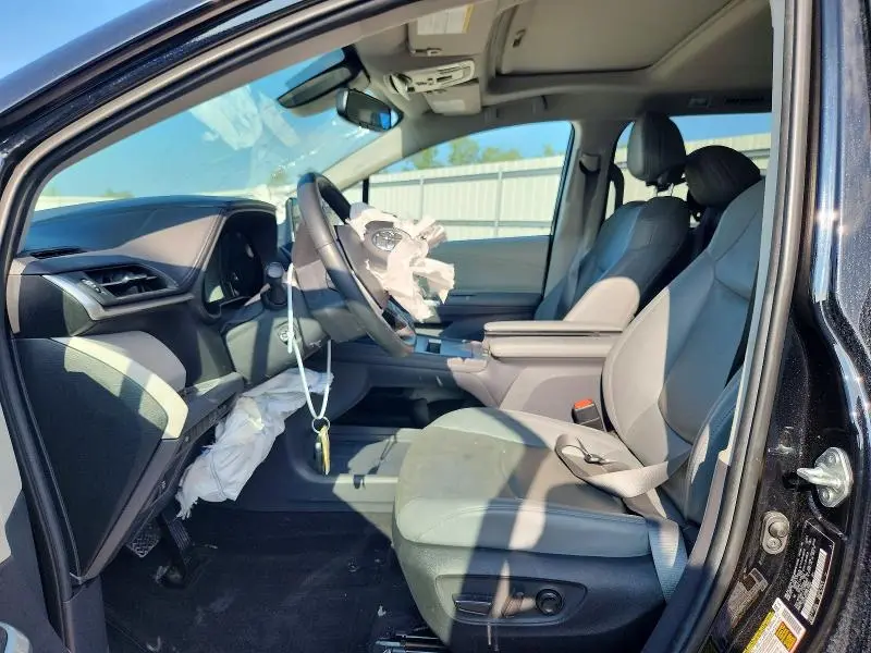 2024 TOYOTA SIENNA LIMITED 7-PASSENGER  