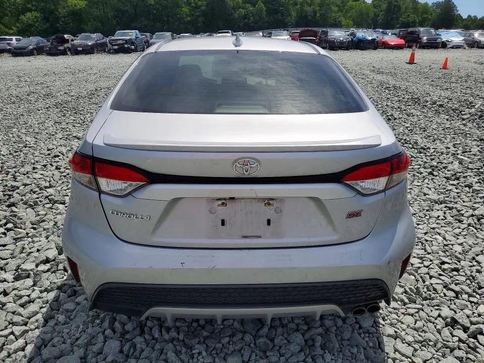 2022 TOYOTA COROLLA SE  