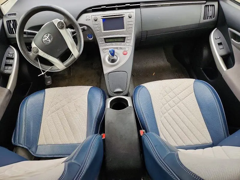 2015 TOYOTA PRIUS TWO  