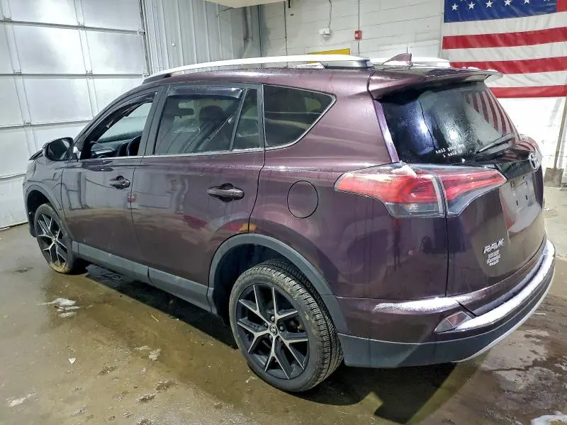 2016 TOYOTA RAV4 SE  