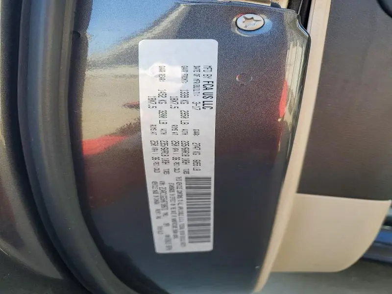 2017 CHRYSLER PACIFICA LIMITED  