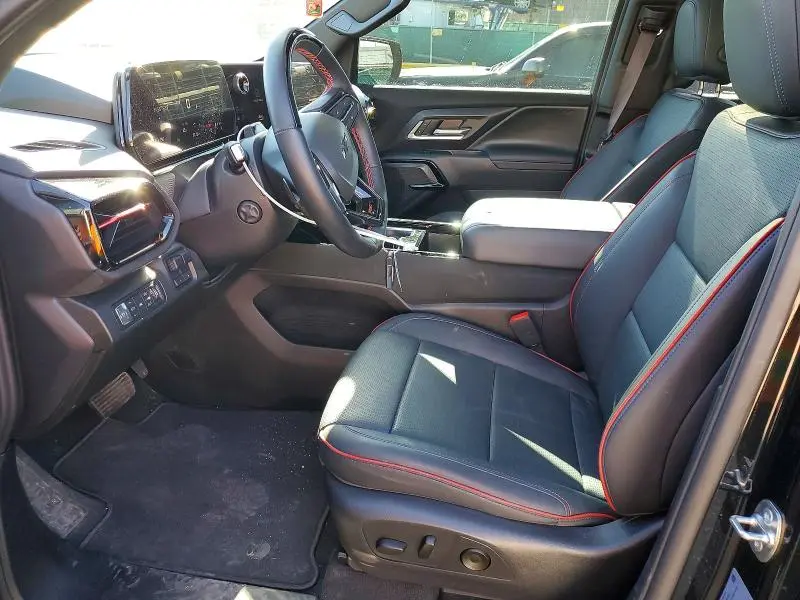 2024 CHEVROLET SILVERADO RST  