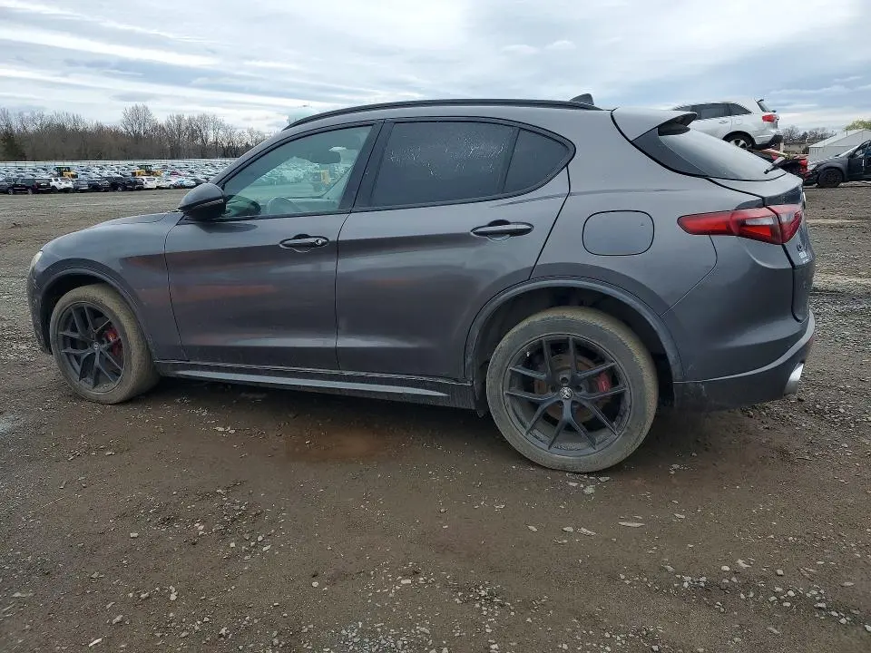 2021 ALFA ROMEO STELVIO TI  