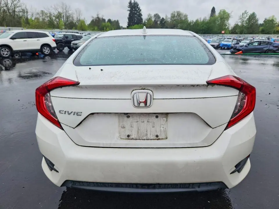 2018 HONDA CIVIC EX  
