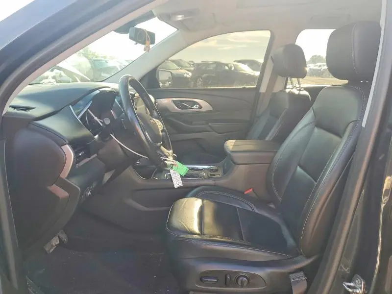 2021 CHEVROLET TRAVERSE LT  