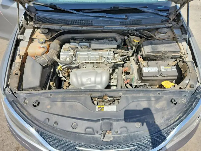 2016 CHRYSLER 200 LX  