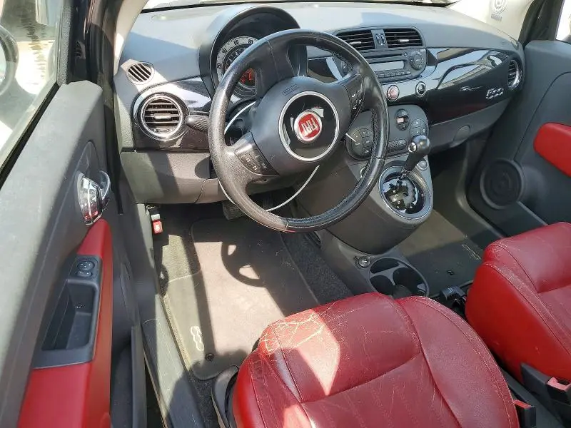 2012 FIAT 500 LOUNGE  