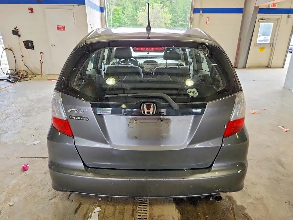 2012 HONDA FIT   
