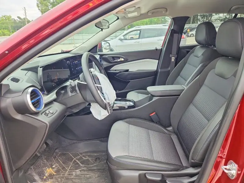 2025 CHEVROLET TRAX 1LT  