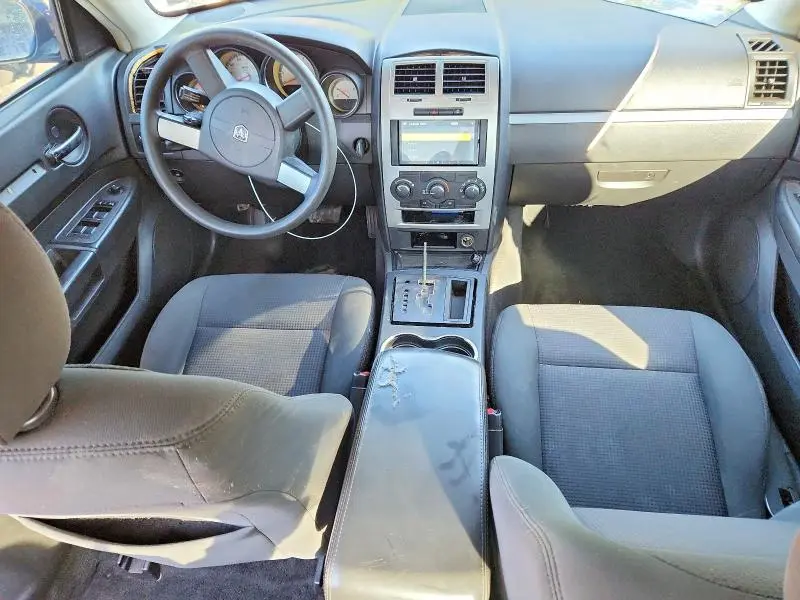 2010 DODGE CHARGER   