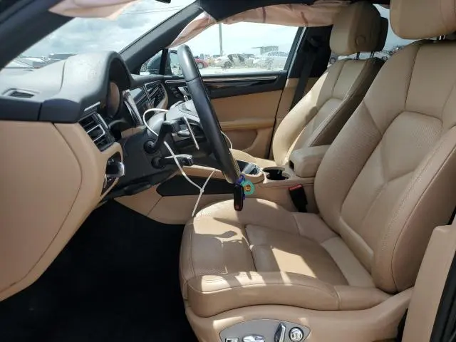 2023 PORSCHE MACAN BASE  