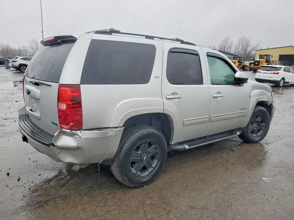 2011 CHEVROLET TAHOE K1500 LT  