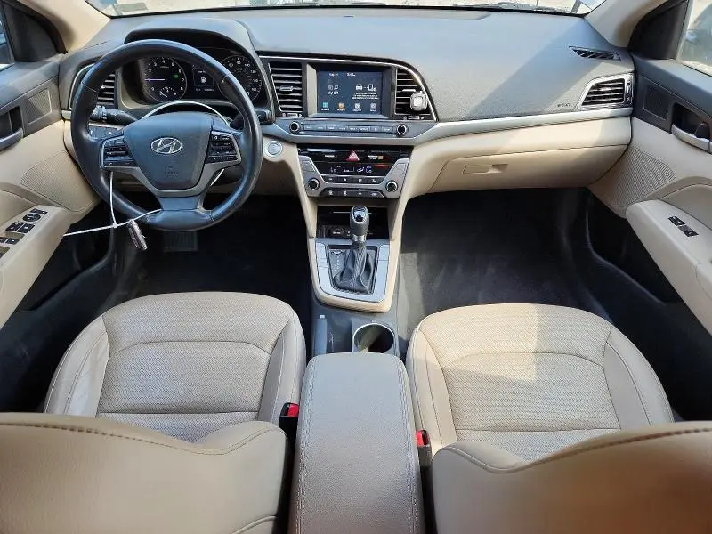 2017 HYUNDAI ELANTRA LIMITED  