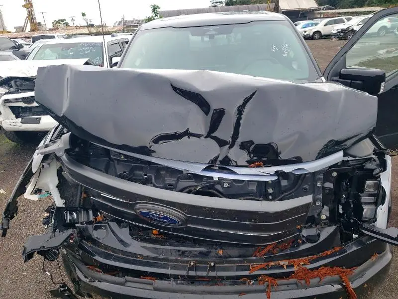 2023 FORD F150 LIGHTNING PRO  