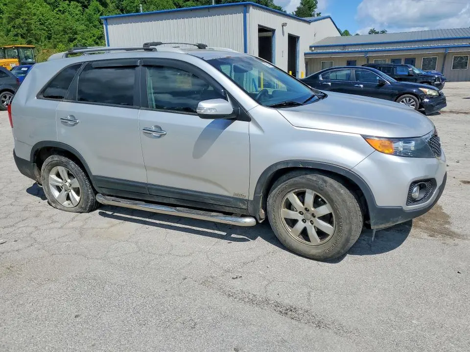 2012 KIA SORENTO LX  