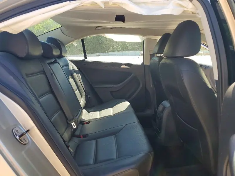 2014 VOLKSWAGEN JETTA SE  