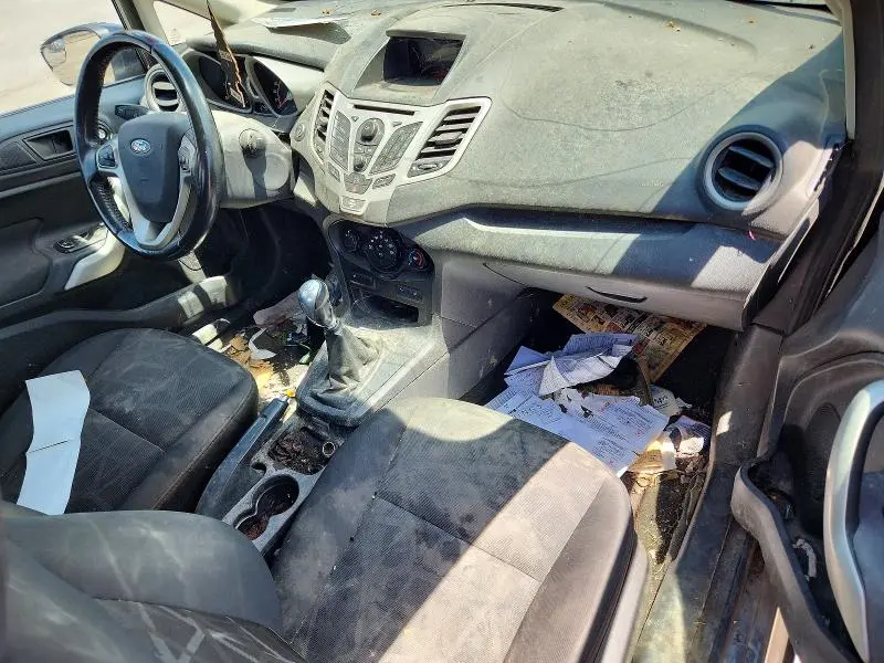 2011 FORD FIESTA SEL  