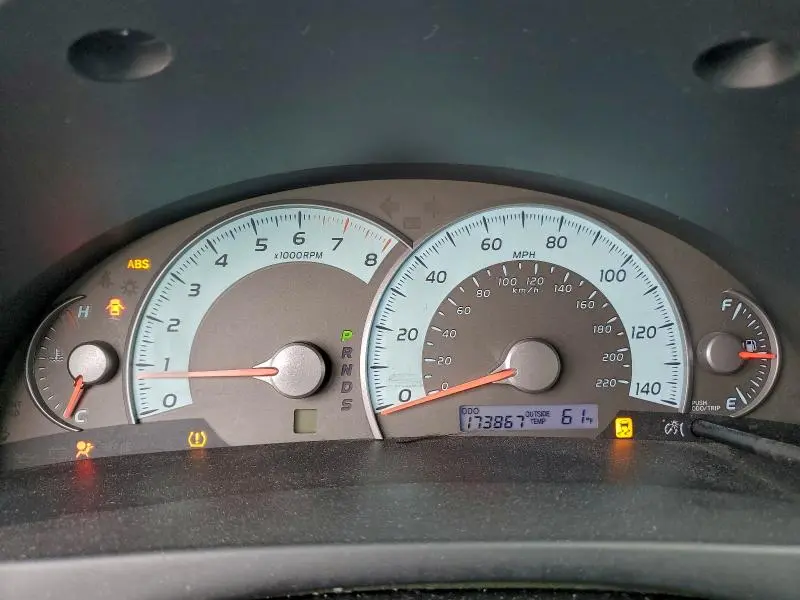 2011 TOYOTA CAMRY BASE  