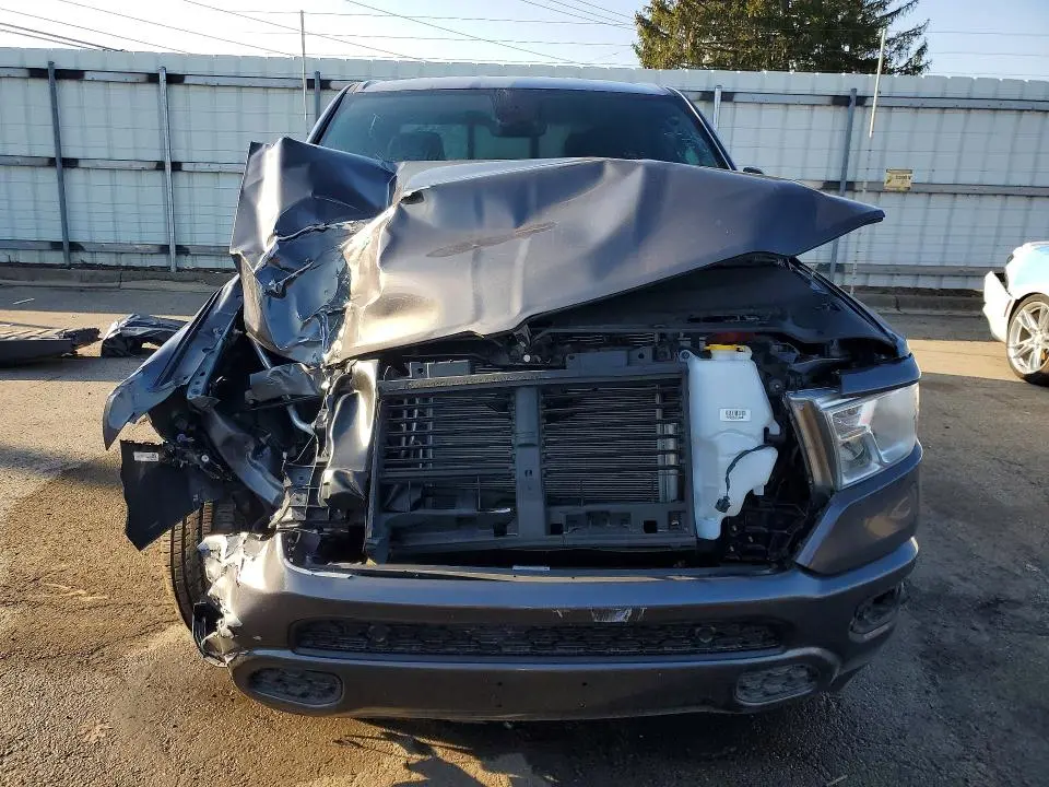 2024 RAM 1500 BIG HORN  