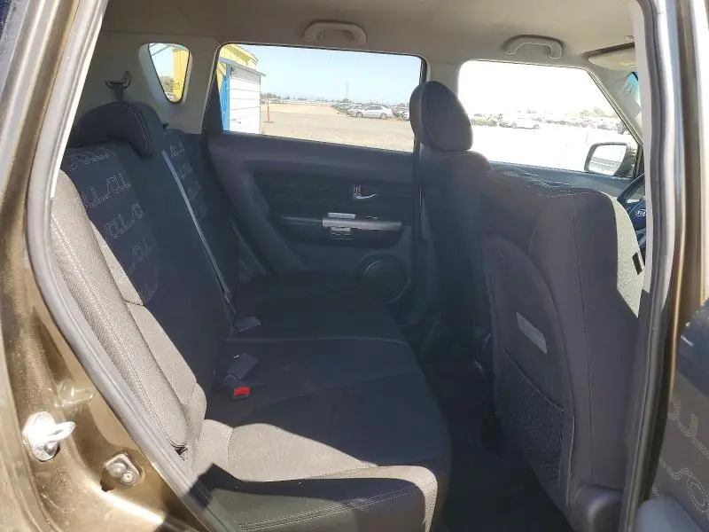 2012 KIA SOUL +  