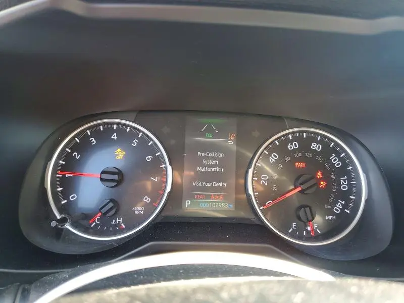 2020 TOYOTA RAV4 LE  